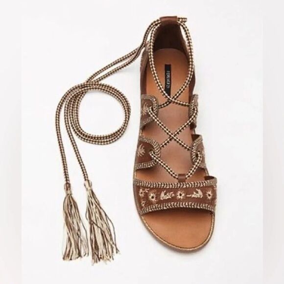 FOREVER 21 | Embroidered Lace Up Sandals - Picture 2 of 9